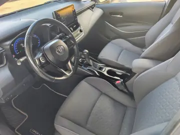 Toyota Corolla 1.8 HEV Business