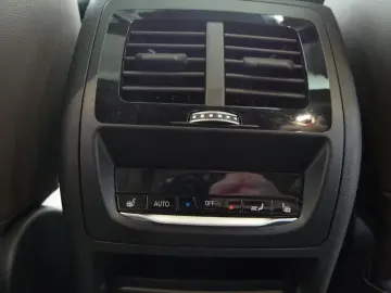 BMW X4 xDrive30i M SPORT PANO AHK LASER HUD KAMERA
