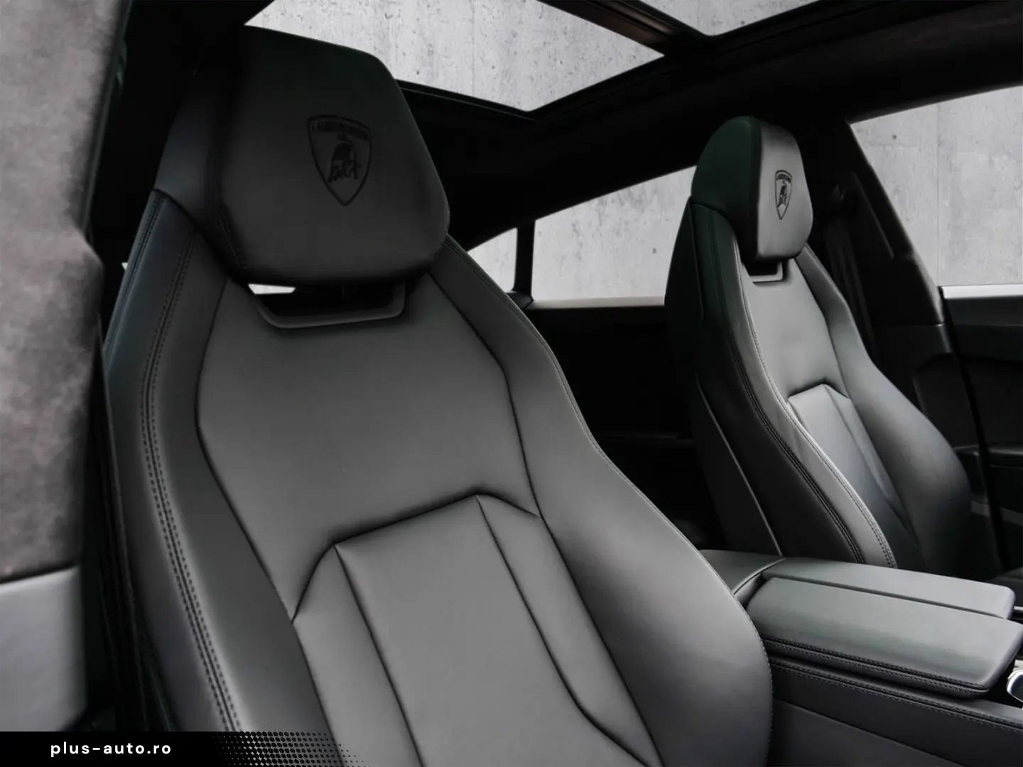 LAMBORGHINI Urus S Nero Helene  Park Assistance Package