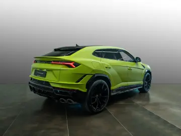 LAMBORGHINI Urus S   Akra   AdPerson.   Lamborghini Nürnberg
