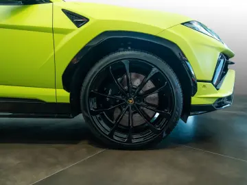 LAMBORGHINI Urus S   Akra   AdPerson.   Lamborghini Nürnberg