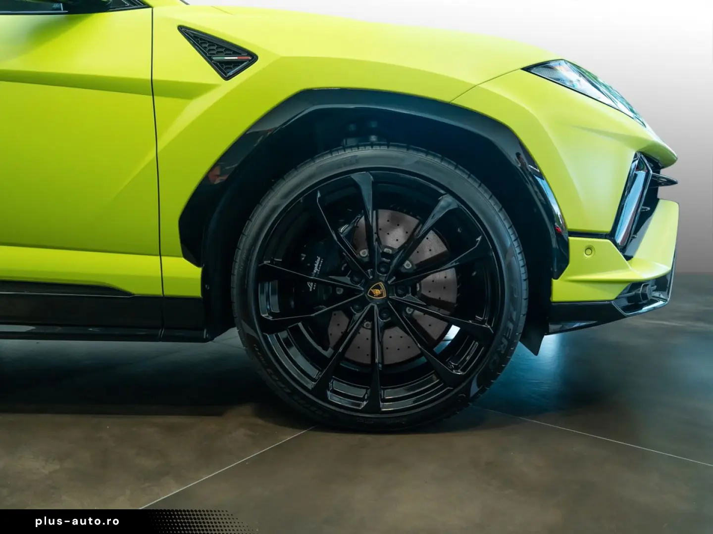 LAMBORGHINI Urus S   Akra   AdPerson.   Lamborghini Nürnberg