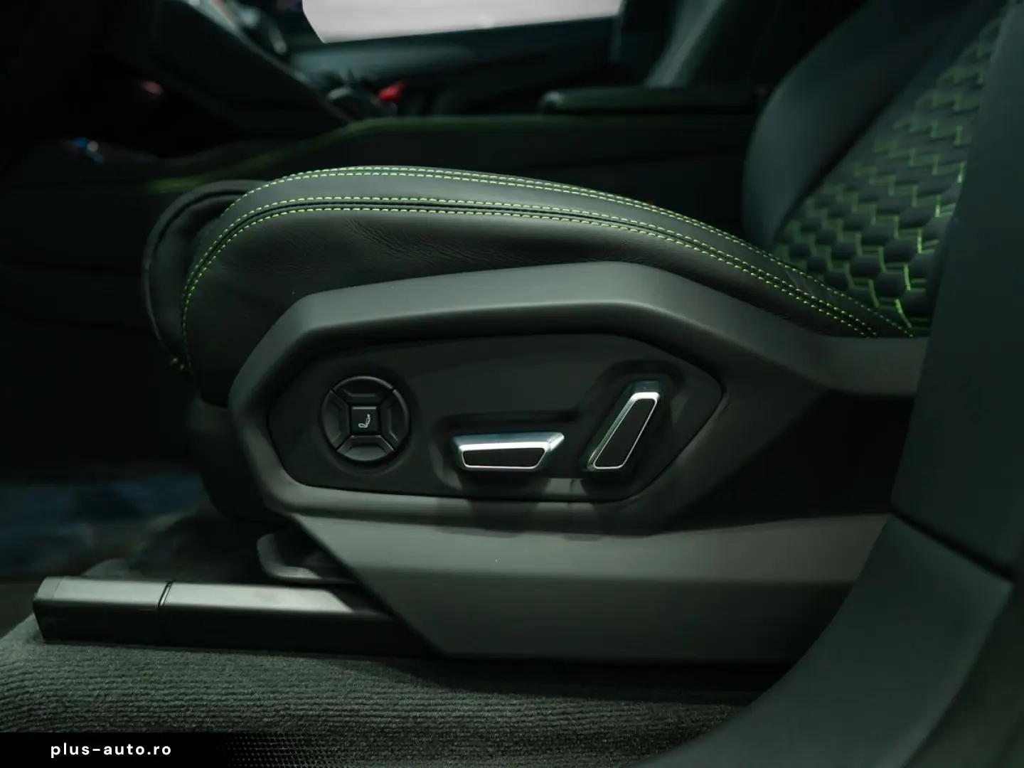 LAMBORGHINI Urus S   Akra   AdPerson.   Lamborghini Nürnberg