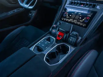LAMBORGHINI Urus Performante   Lamborghini Nürnberg