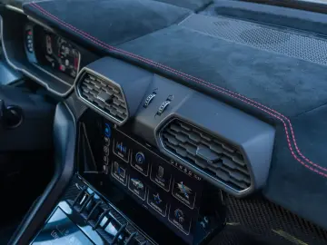 LAMBORGHINI Urus Performante   Lamborghini Nürnberg