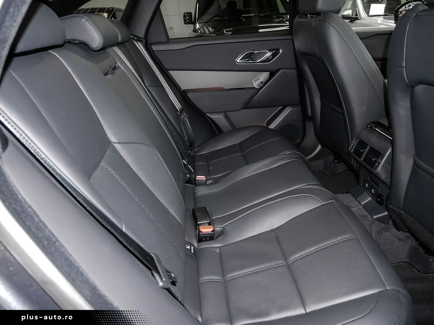LAND ROVER Range Rover Velar Dynamic SE D300 HUD Panorama L