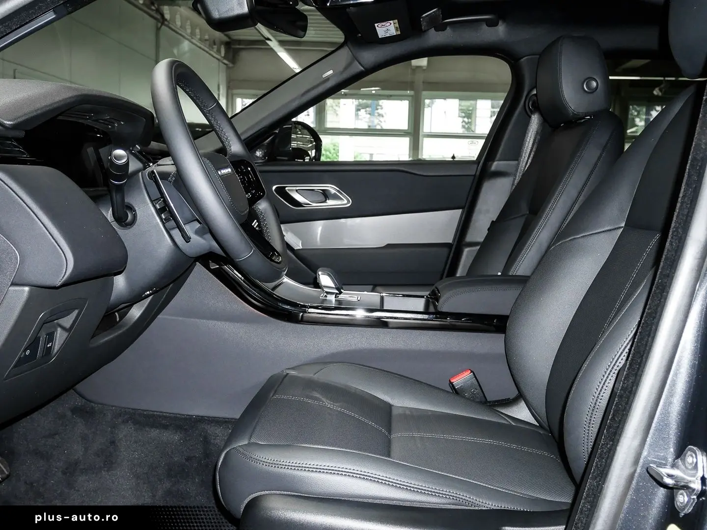 LAND ROVER Range Rover Velar Dynamic SE D300 HUD Panorama L