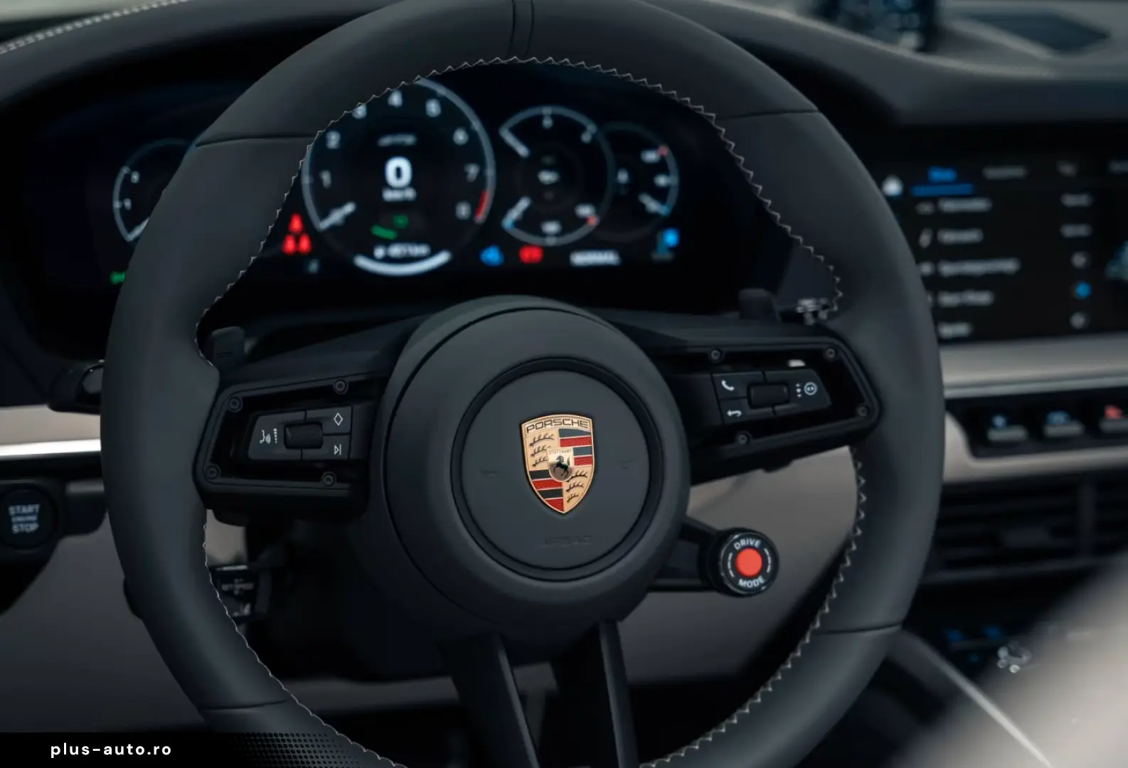 Porsche 992 911 Carrera 4 GTS Cabrio Burmester