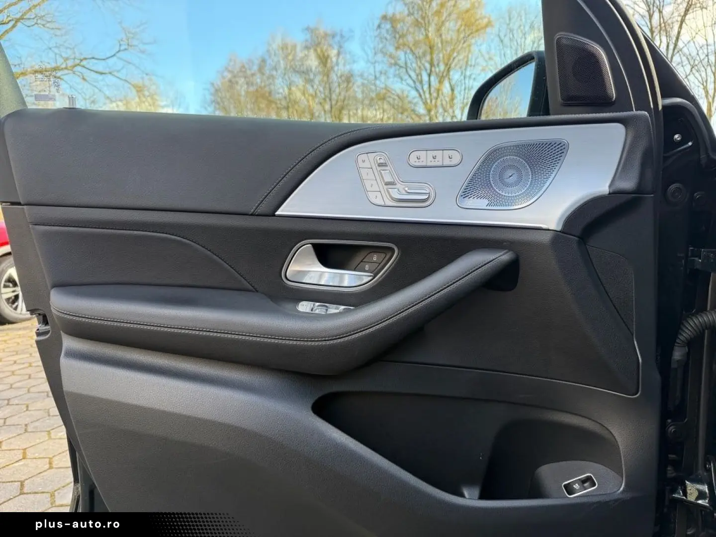 MERCEDES-BENZ GLE 300 d 4M AMG PANO AHK AIRMATIC HUD&hellip;