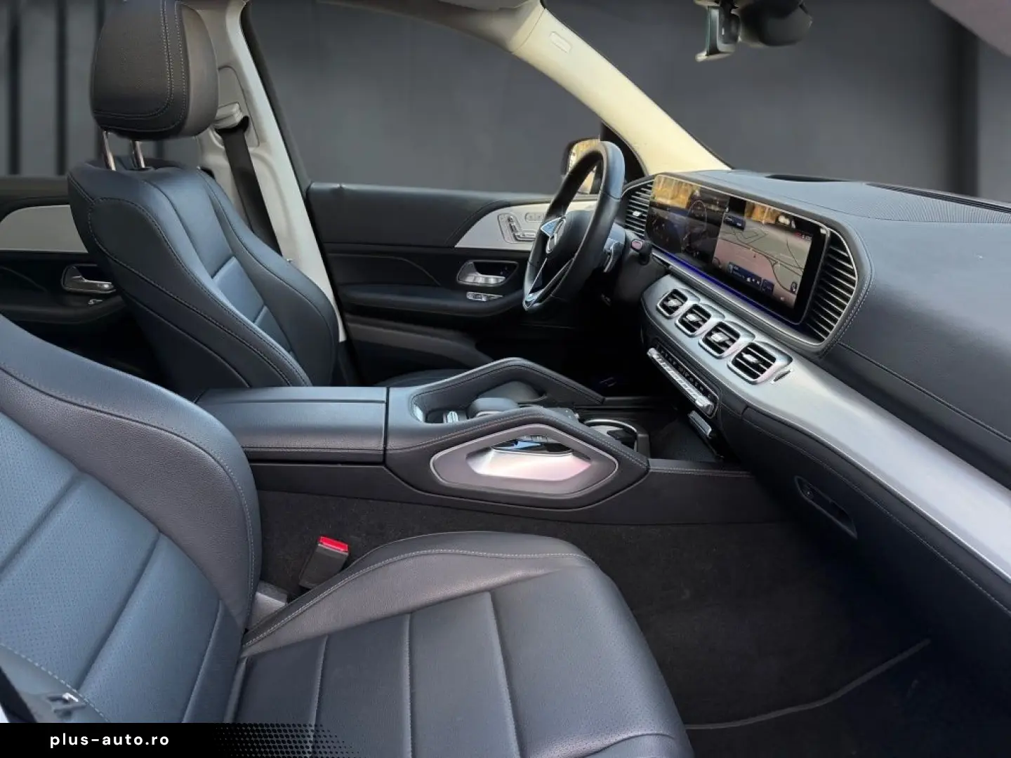 MERCEDES-BENZ GLE 300 d 4M AMG PANO AHK AIRMATIC HUD&hellip;