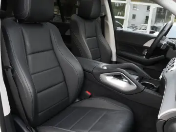 MERCEDES-BENZ GLE 400 e 4M AMG-Sport Pano Burm MLB A…