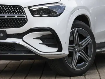 MERCEDES-BENZ GLE 400 e 4M AMG-Sport Pano Burm MLB A…