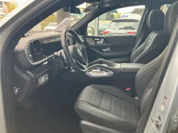 MERCEDES-BENZ GLE 400 e 4M AMG PanoD Distro AHK Nightp Sound