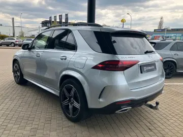 MERCEDES-BENZ GLE 400 e 4M AMG PanoD Distro AHK Nightp Sound