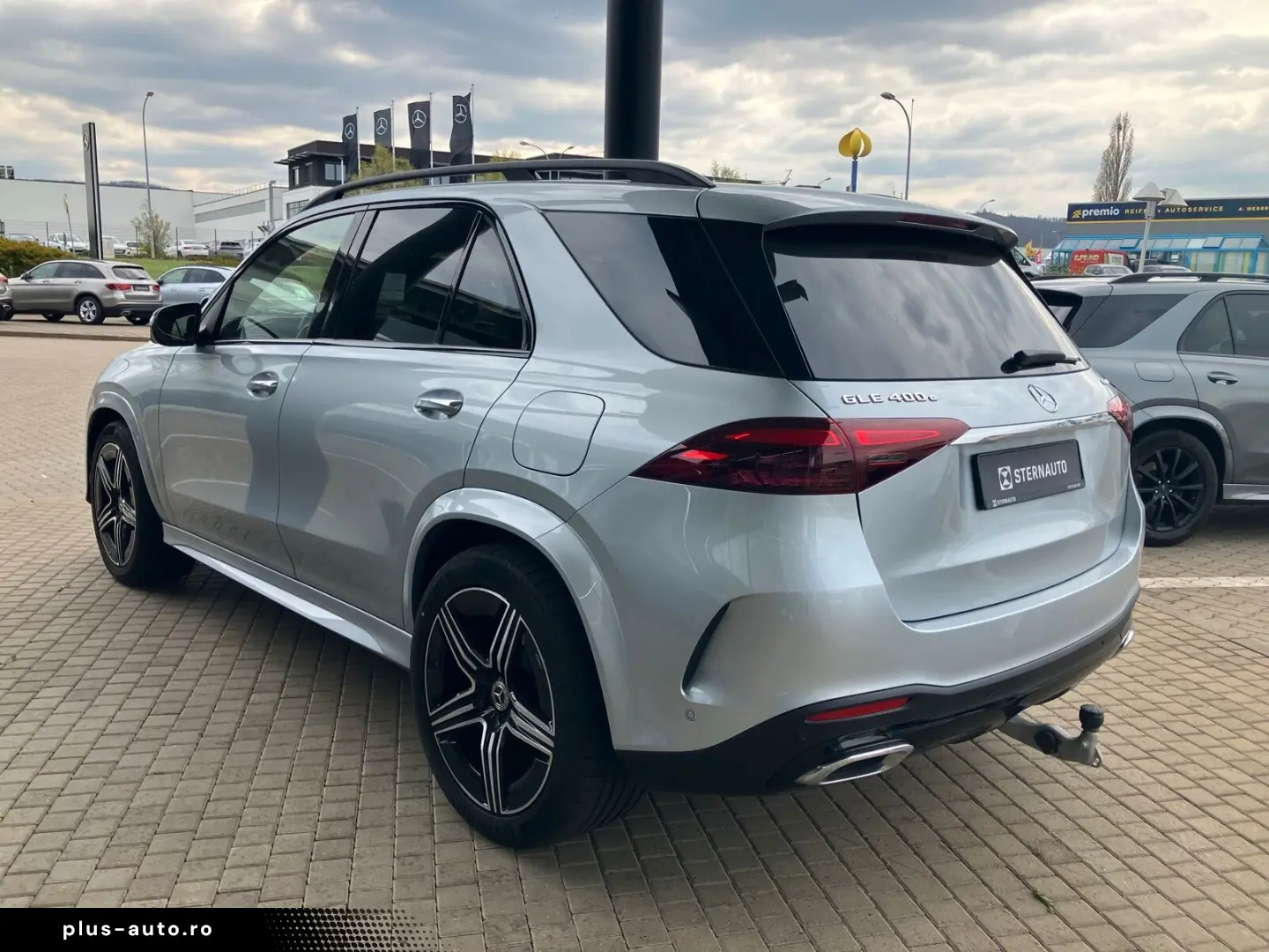 MERCEDES-BENZ GLE 400 e 4M AMG PanoD Distro AHK Nightp Sound