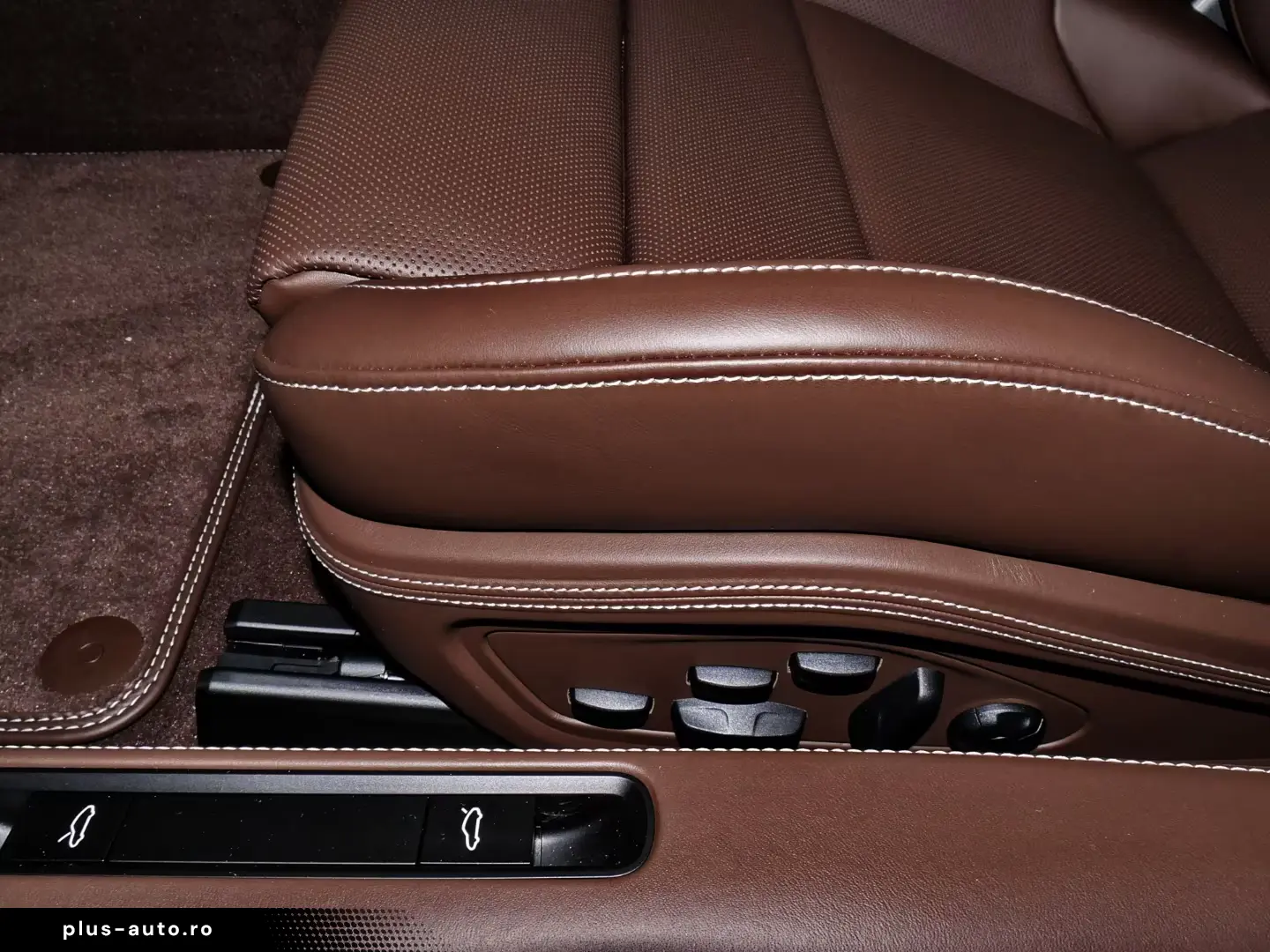 Porsche 911 992 Carrera 4 GTS Cabriolet PTS