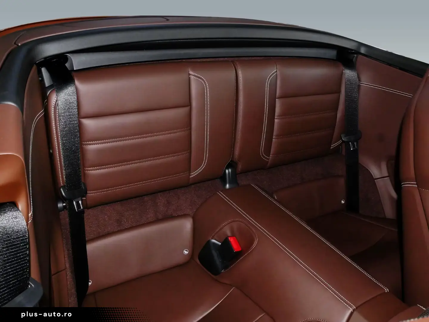 Porsche 911 992 Carrera 4 GTS Cabriolet PTS