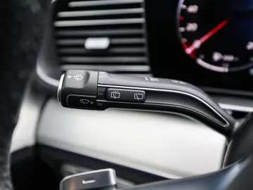 MERCEDES-BENZ GLE 450 d 4M AMG Sport Advanced  NIGHT…