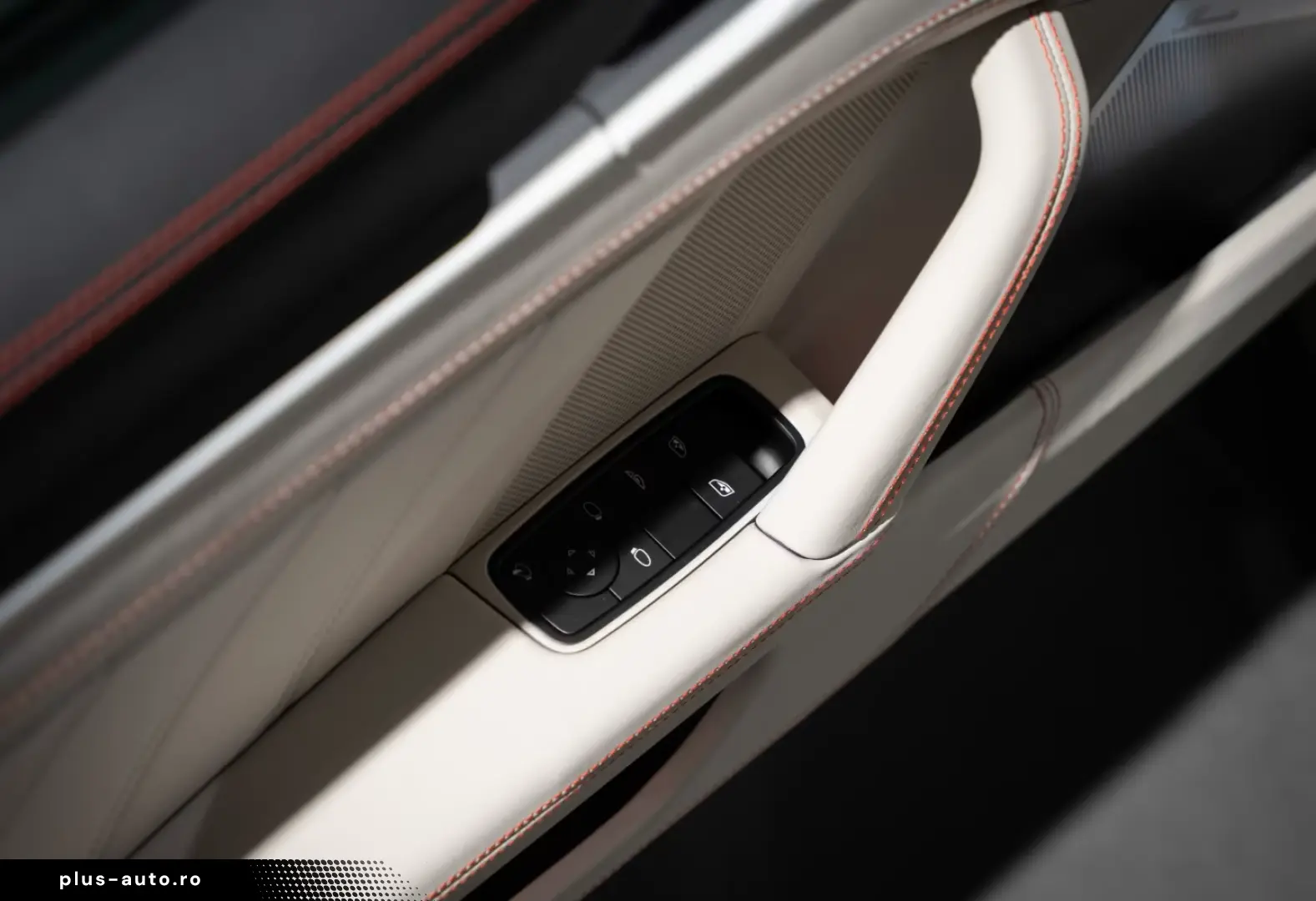 Porsche 992 911 Carrera 4 GTS Cabrio Natooliv