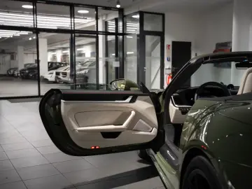 Porsche 992 911 Carrera 4 GTS Cabrio Natooliv