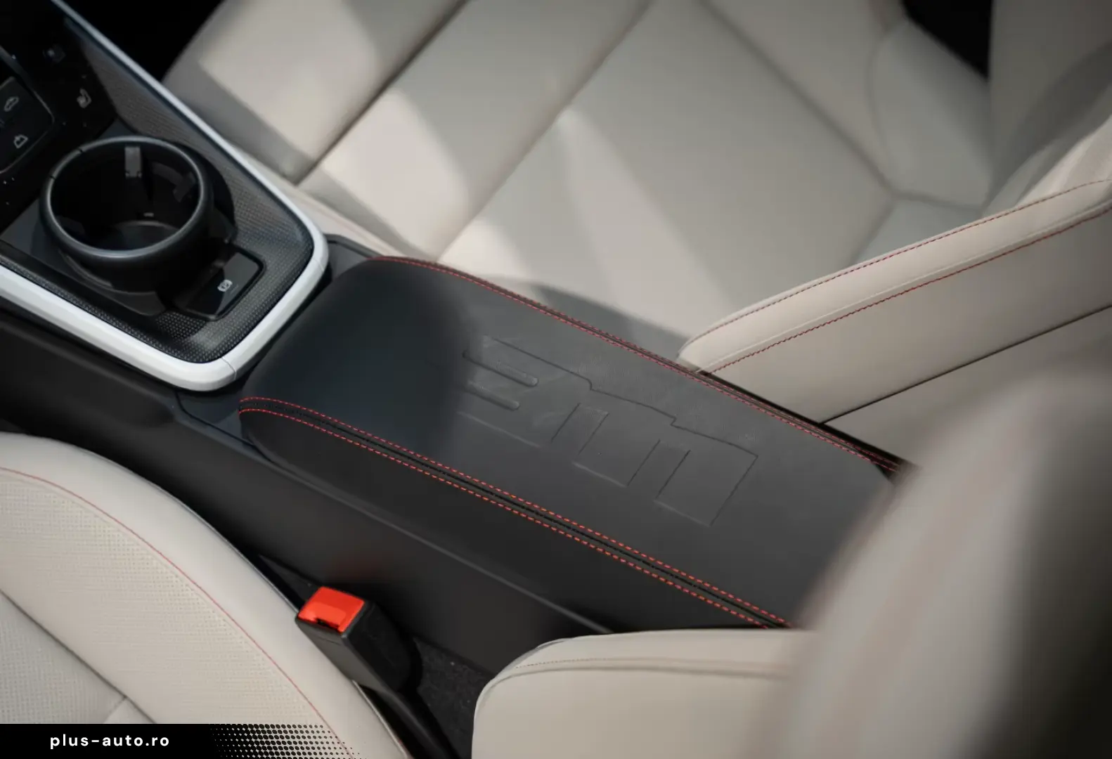 Porsche 992 911 Carrera 4 GTS Cabrio Natooliv