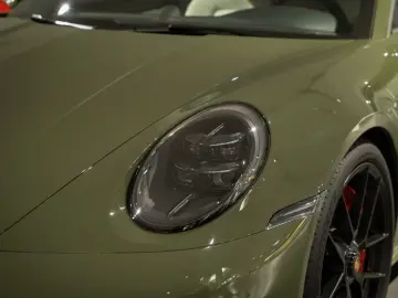 Porsche 992 911 Carrera 4 GTS Cabrio Natooliv