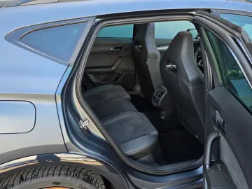 CUPRA Formentor VZ 2.0 TSI DSG 4D  Akrapovic Drift 360