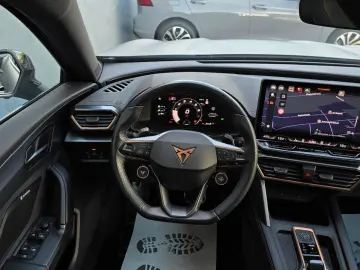 CUPRA Formentor VZ 2.0 TSI DSG 4D  Akrapovic Drift 360