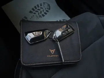 CUPRA Formentor VZ 2.0 TSI DSG 4D  Akrapovic Drift 360