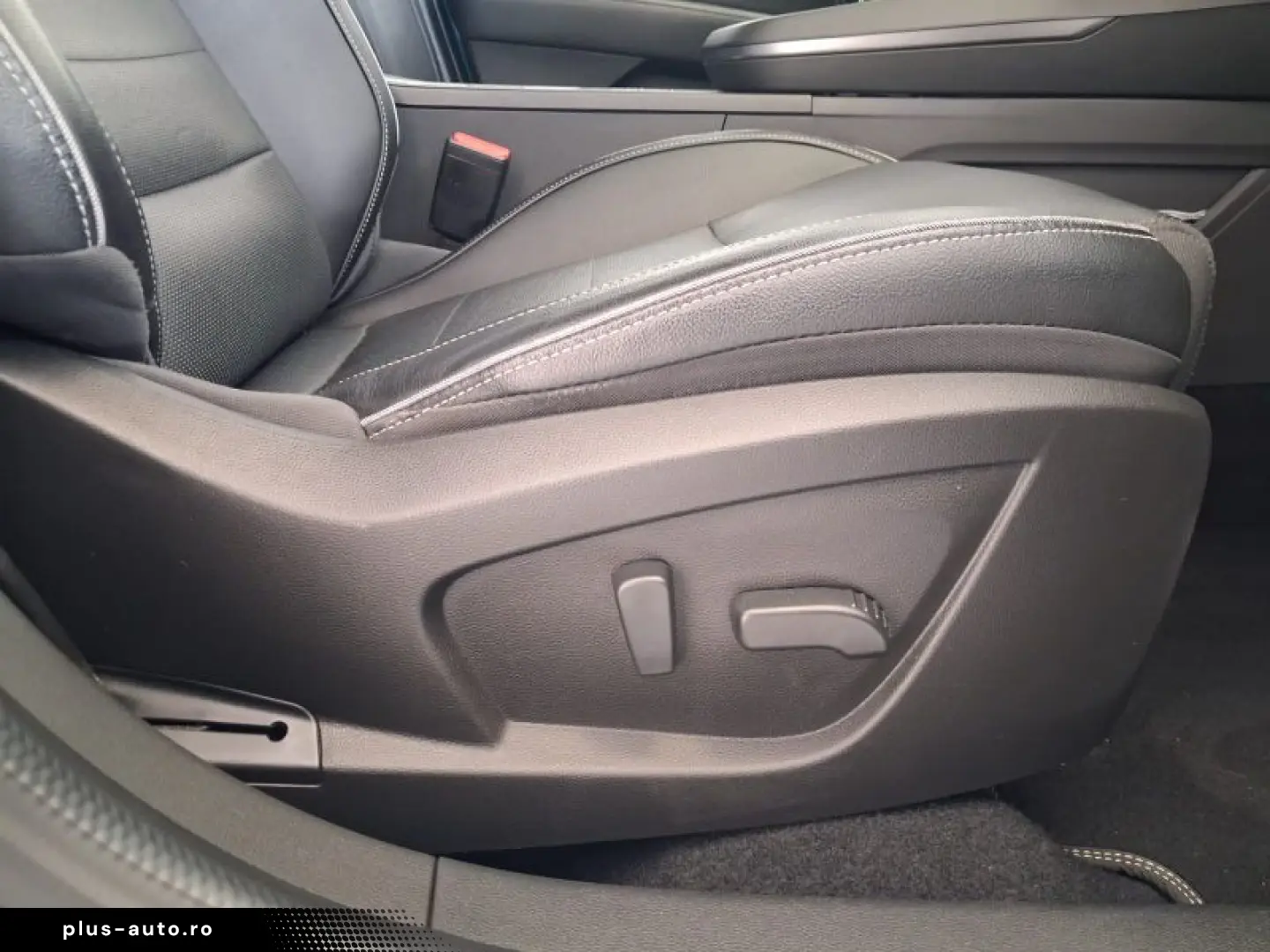 RENAULT ARKANA 1.3 TCe MHEV 140CP Intens EDC