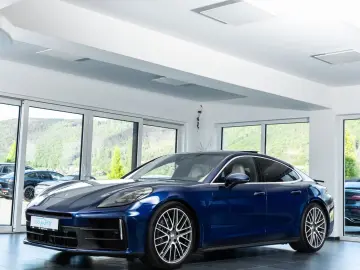PORSCHE Panamera 4 Panodach Beifahrerdisplay Luft 21