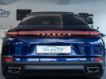 PORSCHE Panamera 4 Panodach Beifahrerdisplay Luft 21