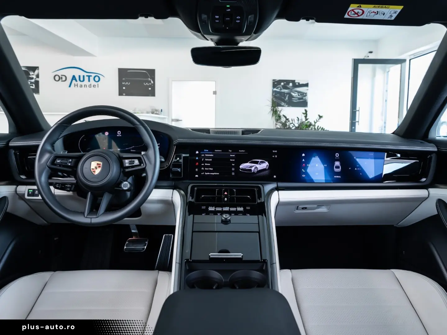 PORSCHE Panamera 4 Panodach Beifahrerdisplay Luft 21