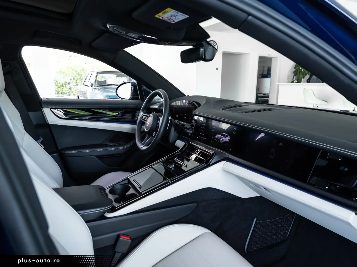 PORSCHE Panamera 4 Panodach Beifahrerdisplay Luft 21