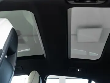 PORSCHE Panamera 4 Panodach Beifahrerdisplay Luft 21