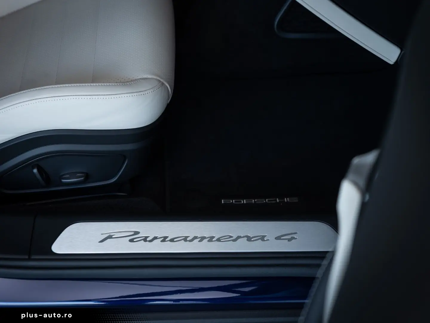 PORSCHE Panamera 4 Panodach Beifahrerdisplay Luft 21