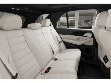 MERCEDES-BENZ GLE 450 d 4m AMG Night AHK Pano Mbeam …