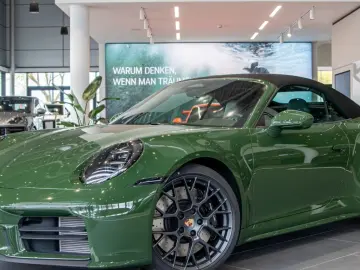 Porsche 992 4S Cabrio Burmester HA-Lenkung