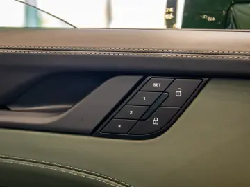 Porsche 992 4S Cabrio Burmester HA-Lenkung