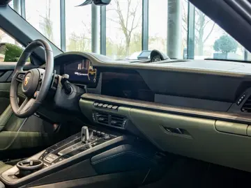 Porsche 992 4S Cabrio Burmester HA-Lenkung