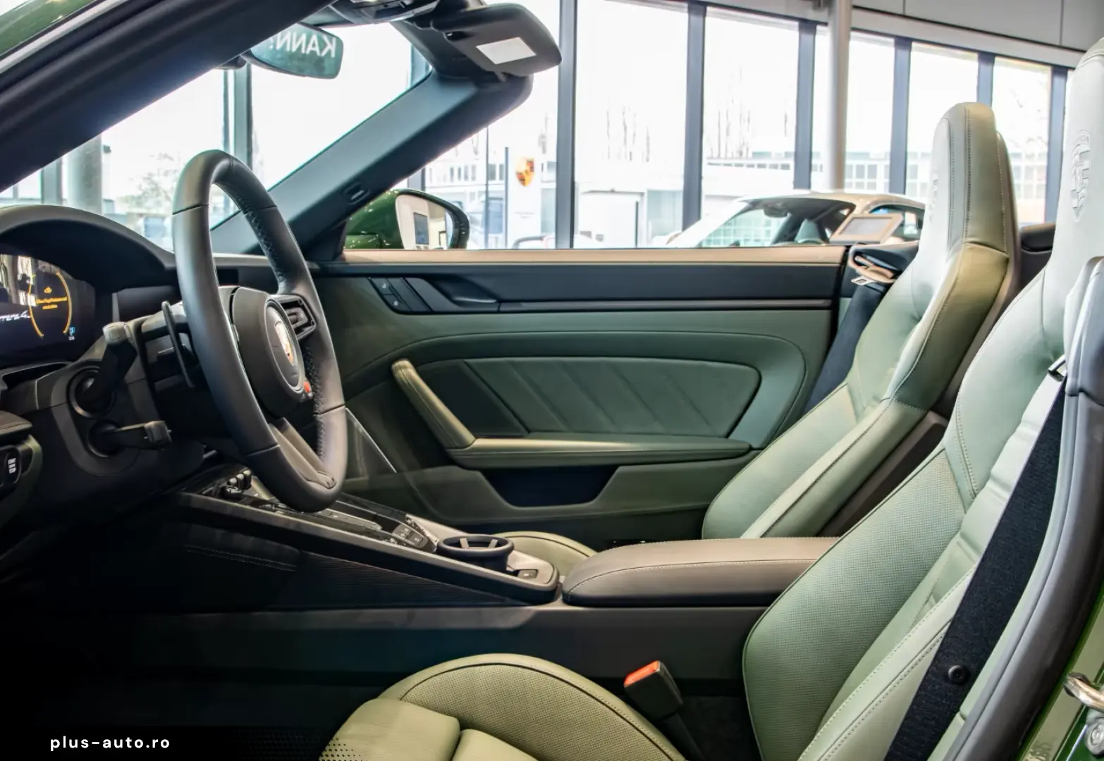 Porsche 992 4S Cabrio Burmester HA-Lenkung
