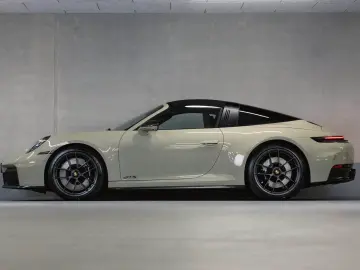 Porsche 992 911 Targa 4 GTS FnW SportDesign