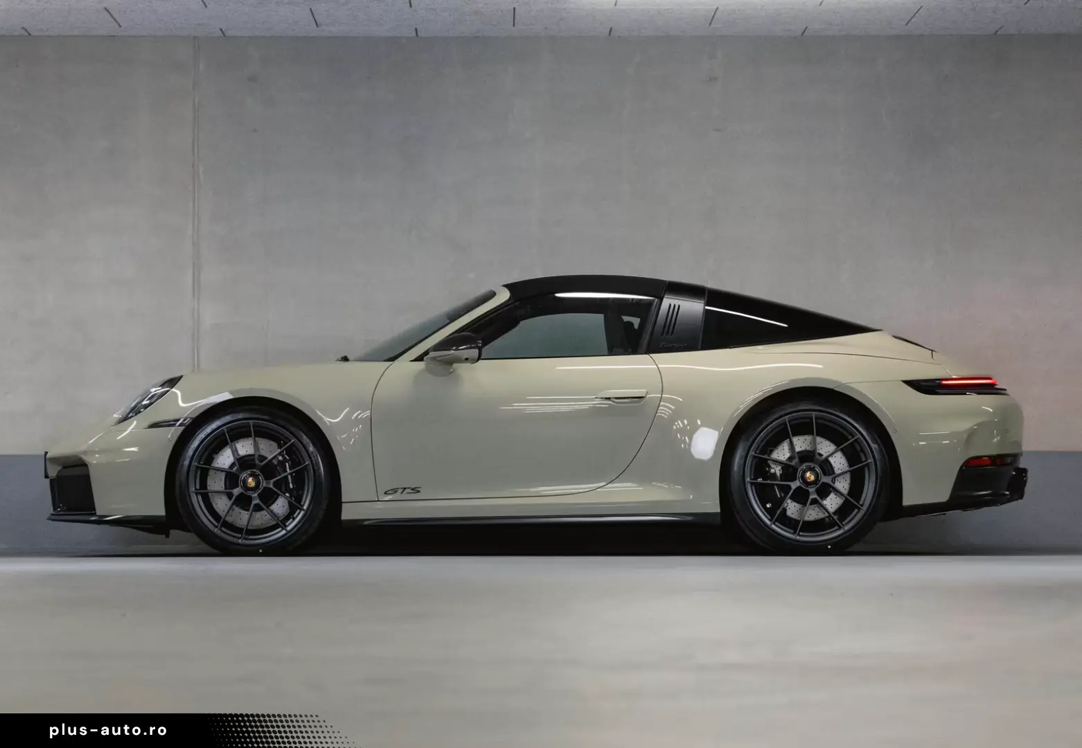 Porsche 992 911 Targa 4 GTS FnW SportDesign