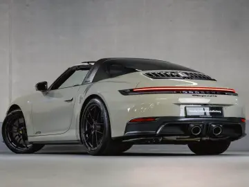 Porsche 992 911 Targa 4 GTS FnW SportDesign