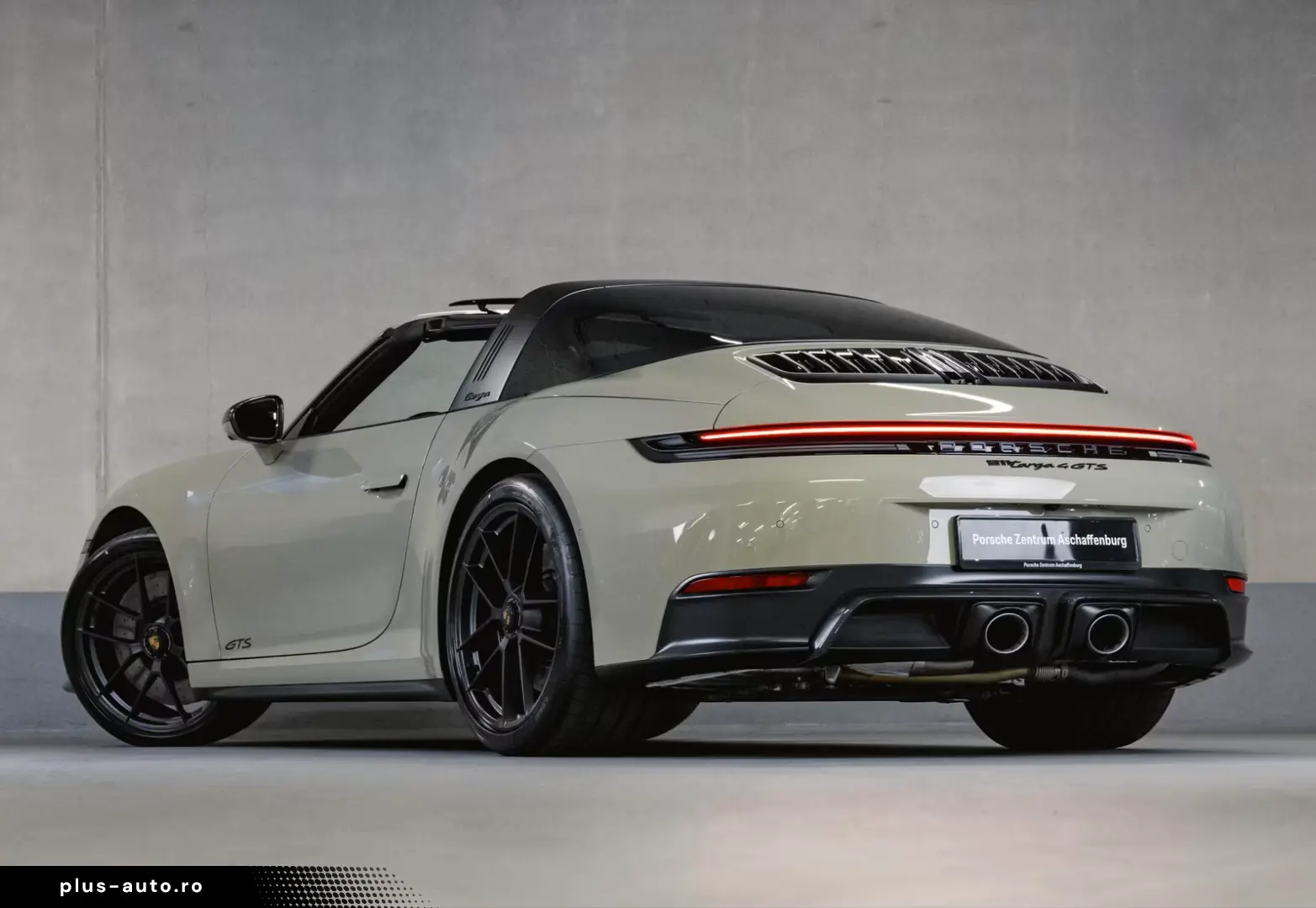 Porsche 992 911 Targa 4 GTS FnW SportDesign