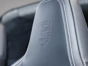 Porsche 992 911 Targa 4 GTS FnW SportDesign