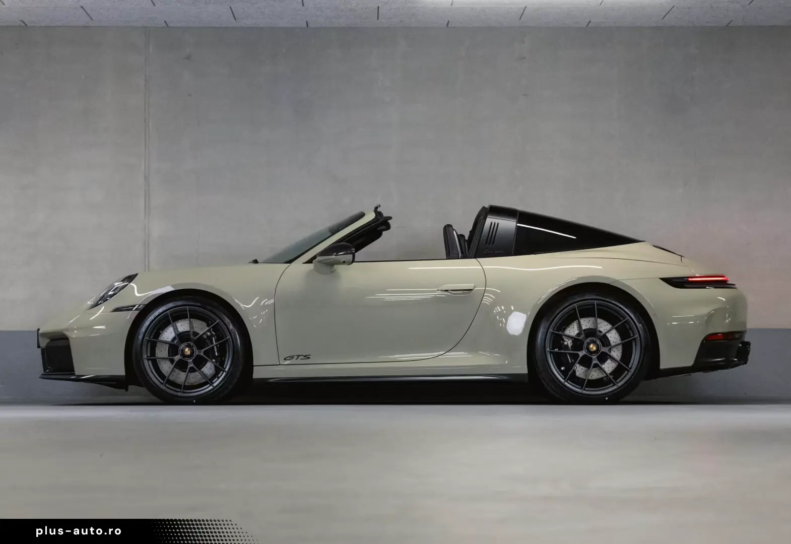 Porsche 992 911 Targa 4 GTS FnW SportDesign