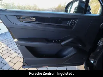 Porsche Cayenne Coupe Black Edition