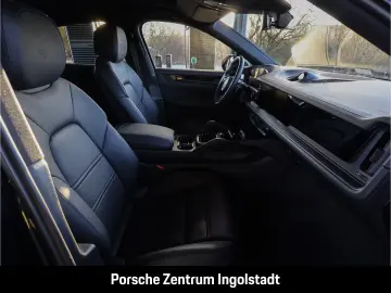 Porsche Cayenne Coupe Black Edition