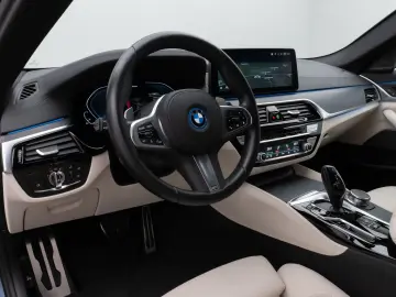 BMW 530e M Sport Laser H&K